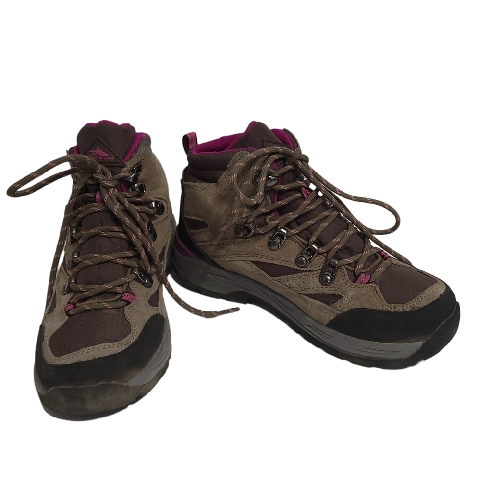 High Sierra "Trekker" hiking boots waterproof size 6